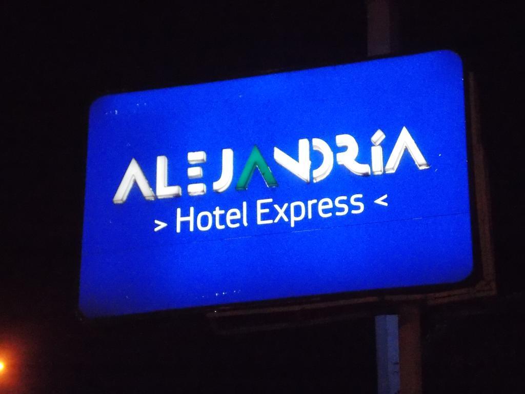 خالابا Hotel Express Alejandria المظهر الخارجي الصورة